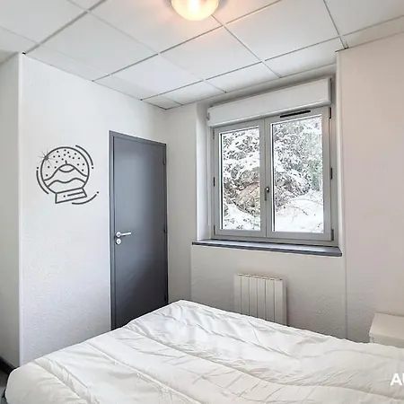 Le Poulailler Holiday home Murol